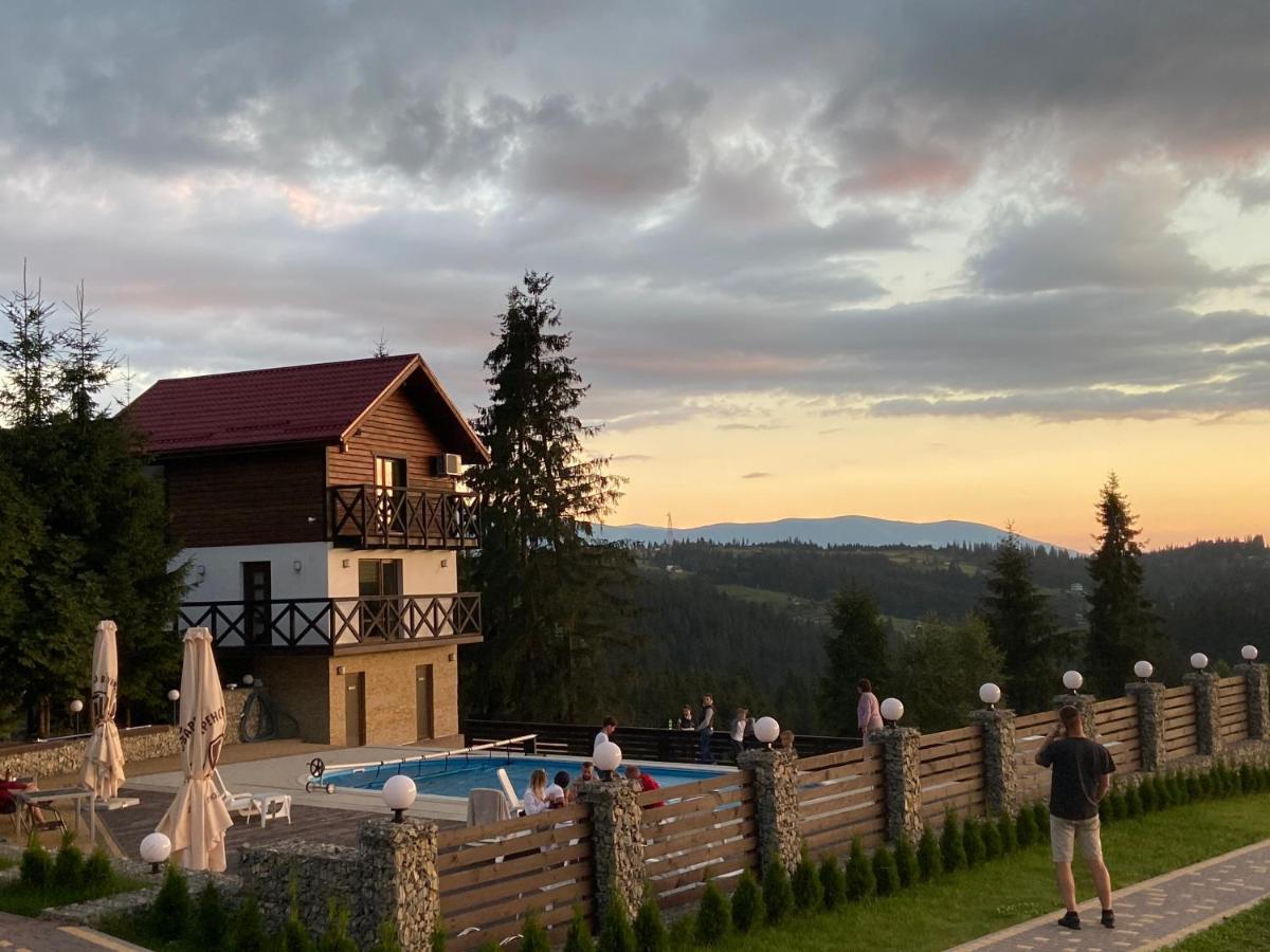 Hotel Panorama Karpat Yablunytsya Esterno foto