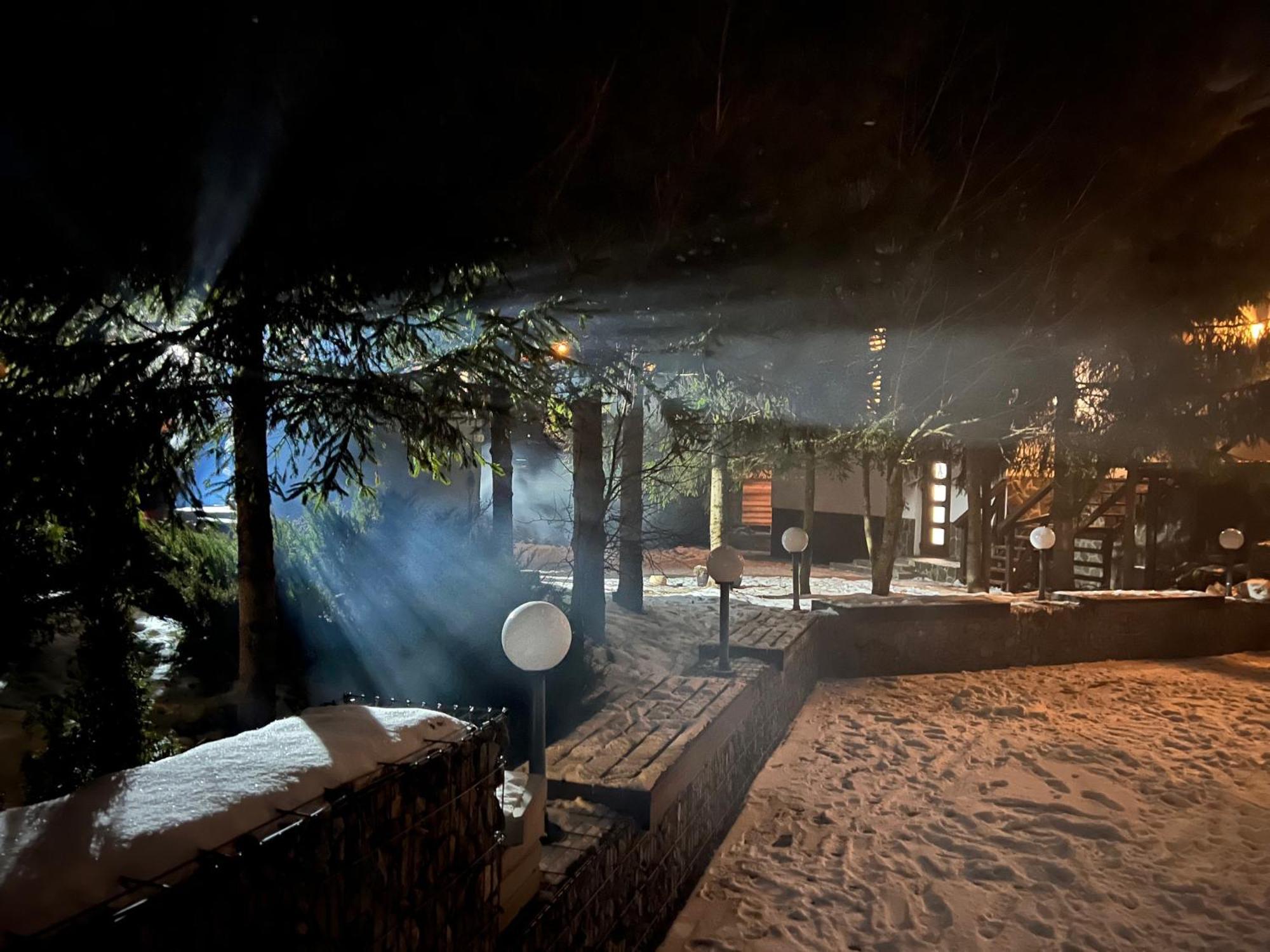 Hotel Panorama Karpat Yablunytsya Esterno foto