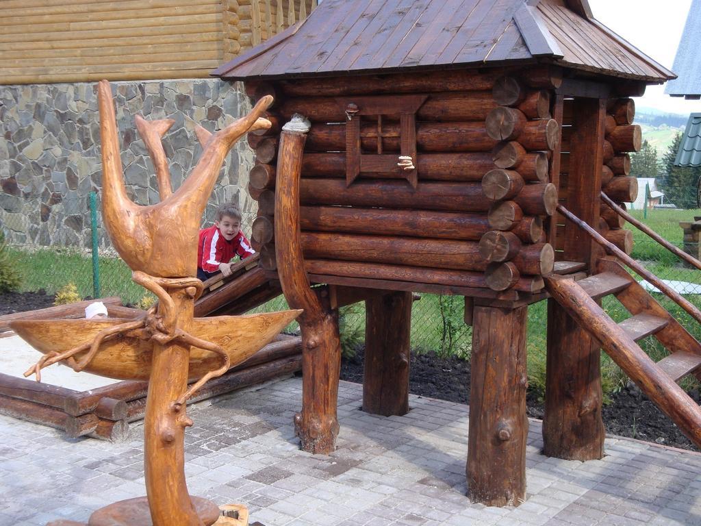 Hotel Panorama Karpat Yablunytsya Esterno foto