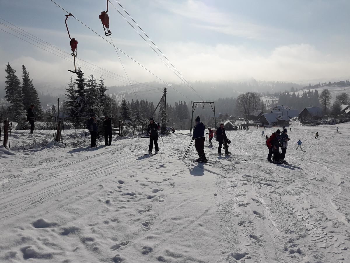 Hotel Panorama Karpat Yablunytsya Esterno foto