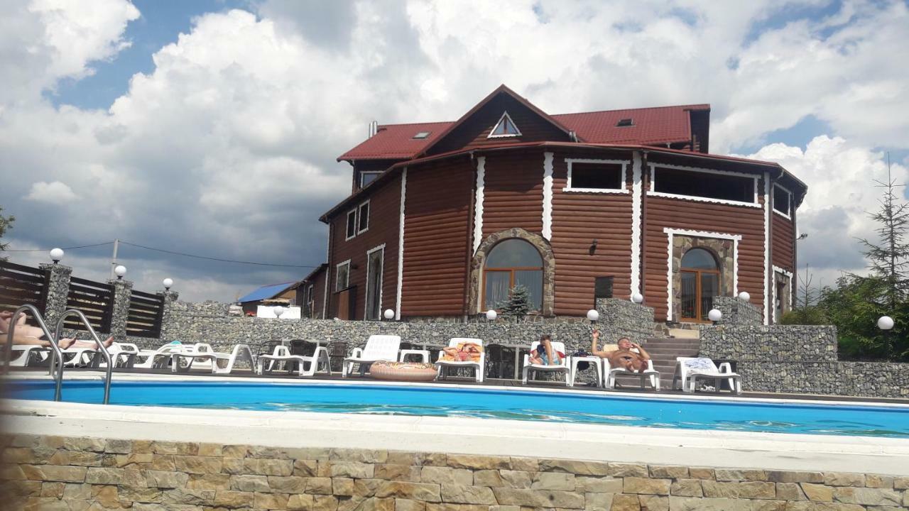 Hotel Panorama Karpat Yablunytsya Esterno foto