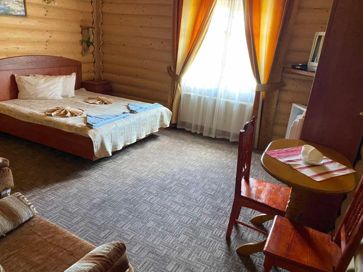 Hotel Panorama Karpat Yablunytsya Esterno foto
